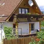 Haus-johanna Апартаменты *